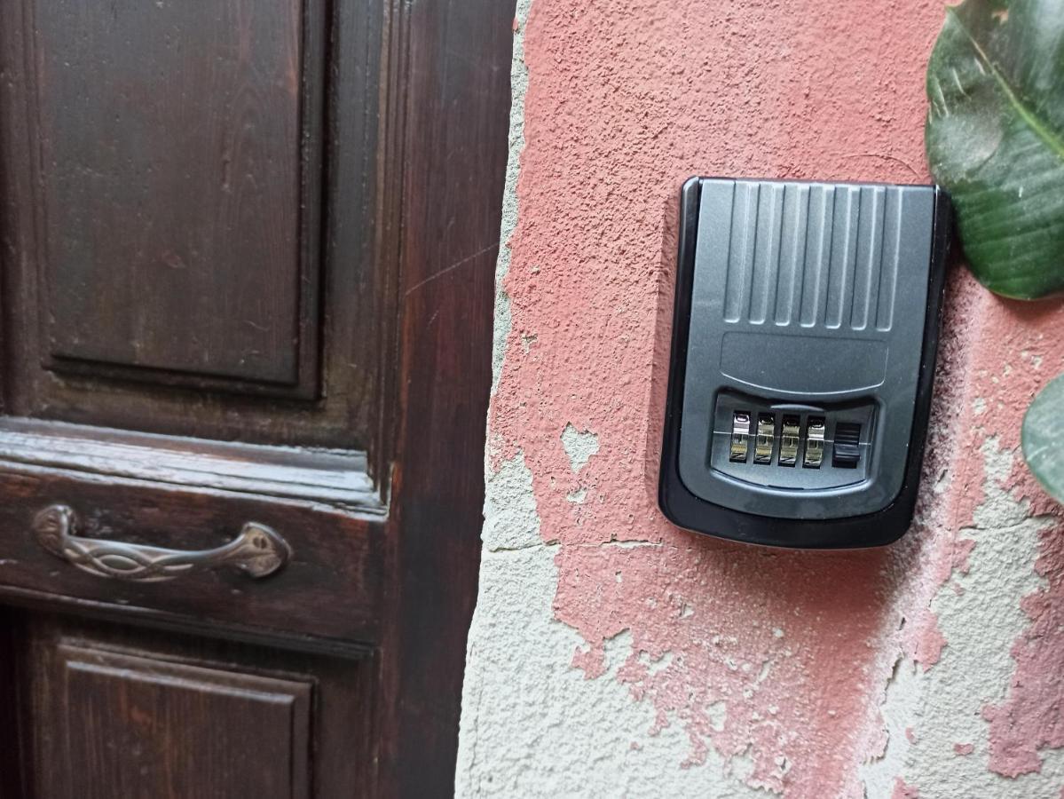 La Casetta Nel Centro 卡利亚里 外观 照片